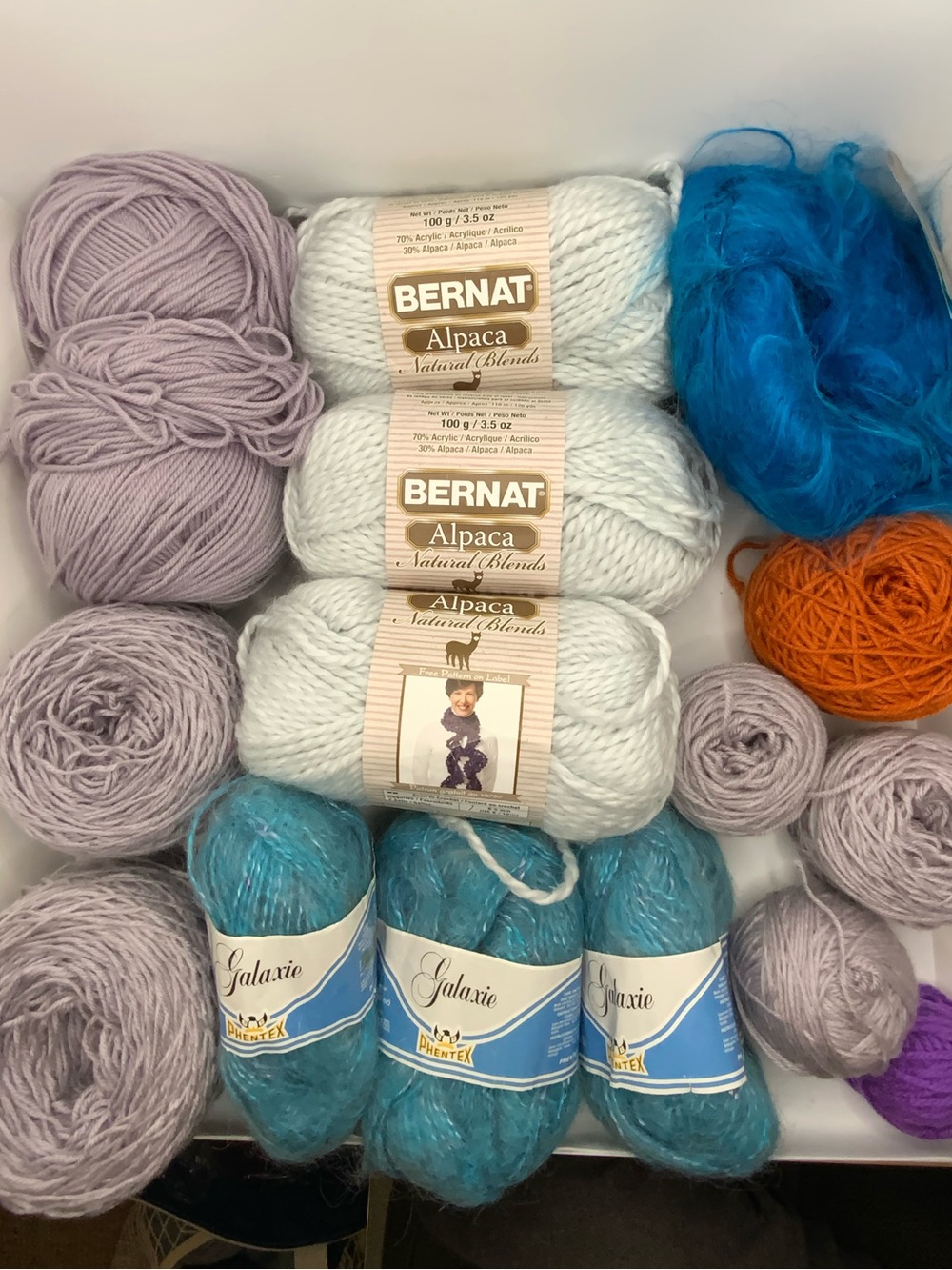 yarn lot wool mohair merino viscose alpaca acrylic bernat italy luxe merino